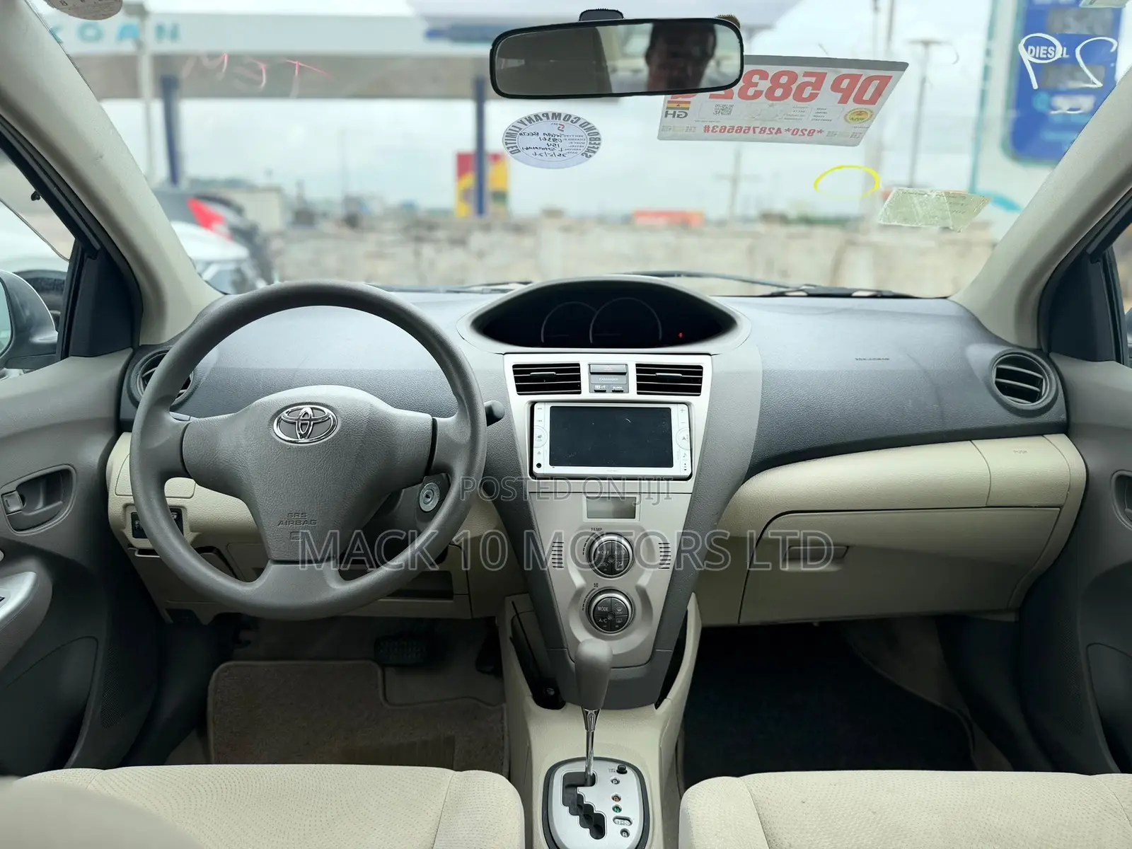 Toyota Belta 2012 Silver