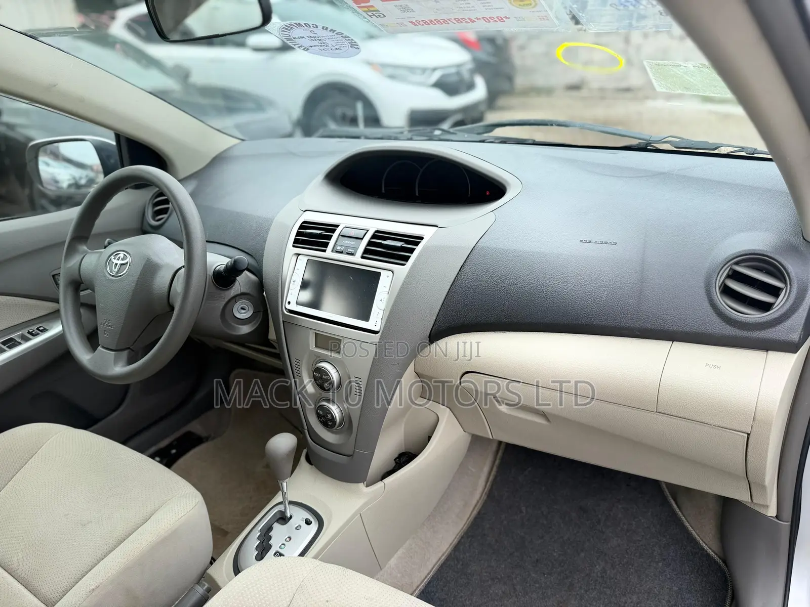 Toyota Belta 2012 Silver