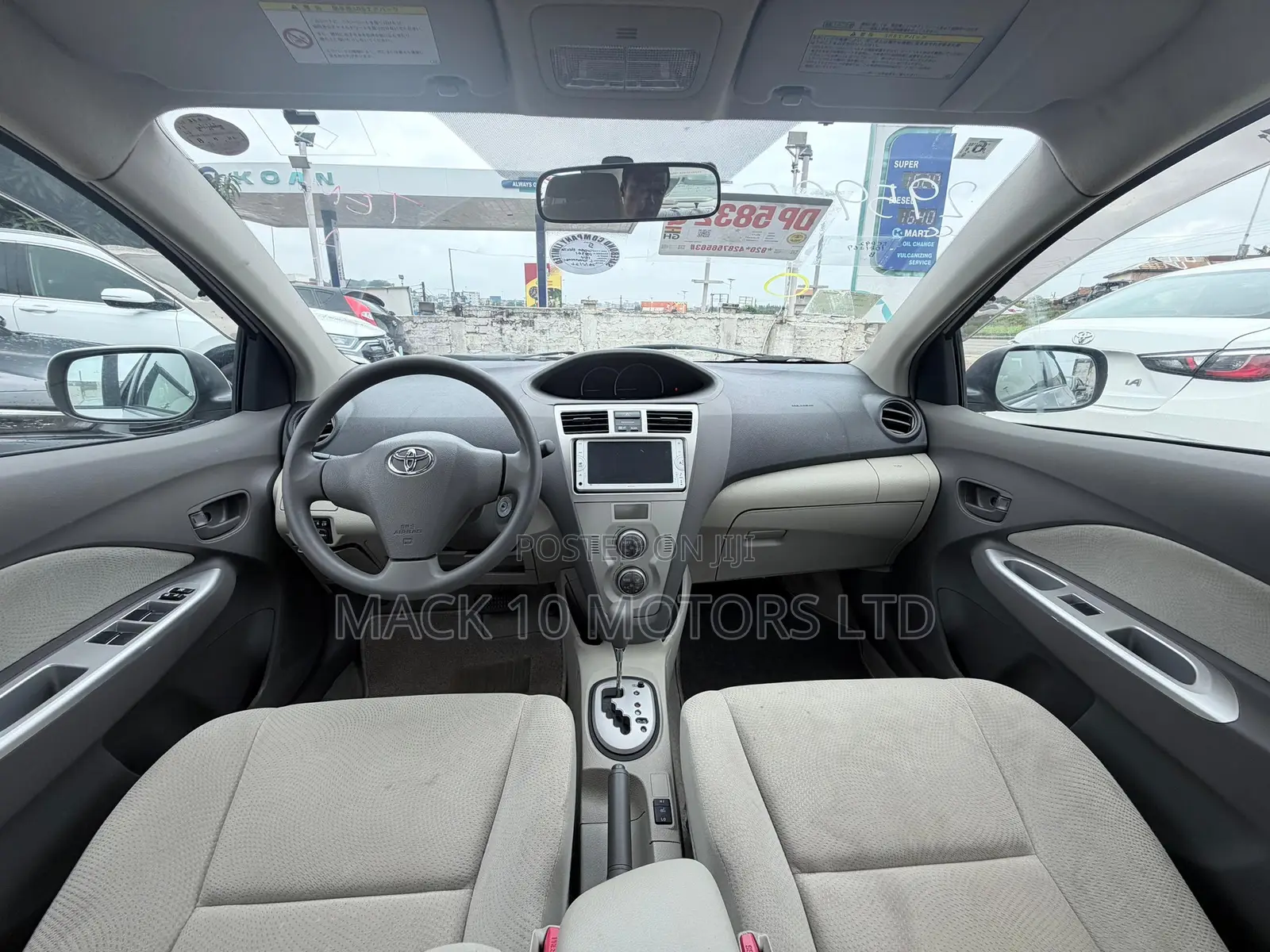 Toyota Belta 2012 Silver