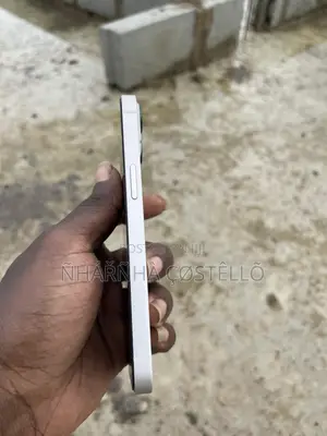 Apple iPhone 13 128 GB White