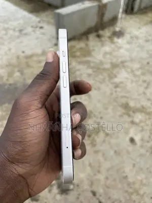 Apple iPhone 13 128 GB White