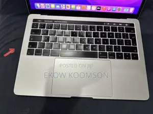 Laptop Apple MacBook Pro 2016 16GB Intel Core i5 SSD 512GB