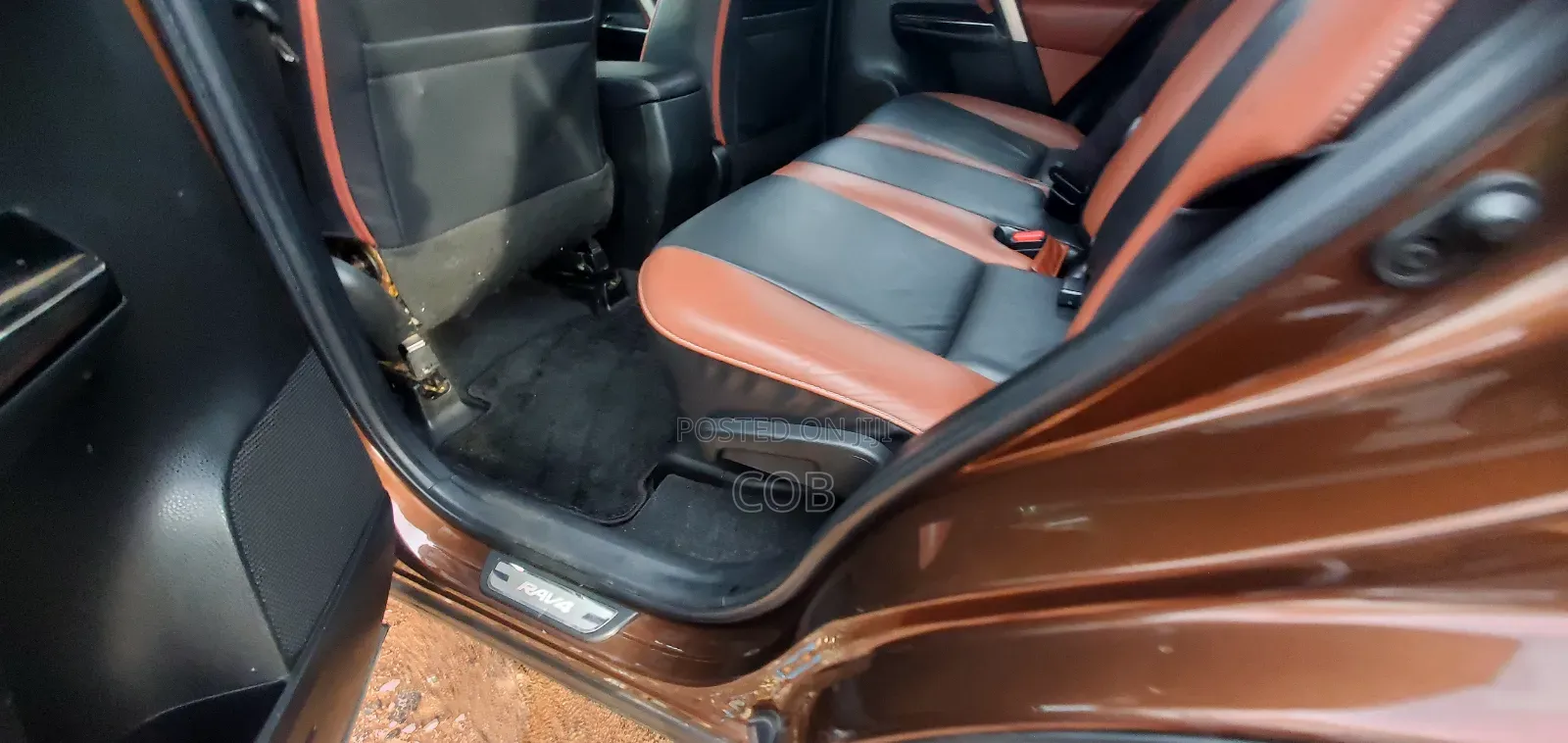 Toyota RAV4 LE 4dr SUV AWD (2.5L 4cyl 6A) 2014 Brown