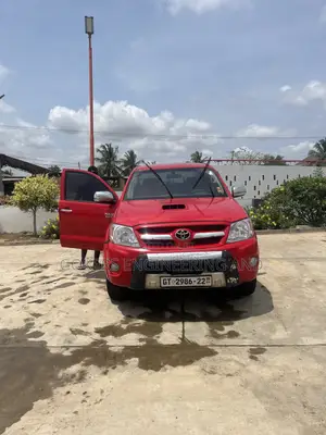 Toyota Hilux 3.0 D-4D 4x4 2012 Red