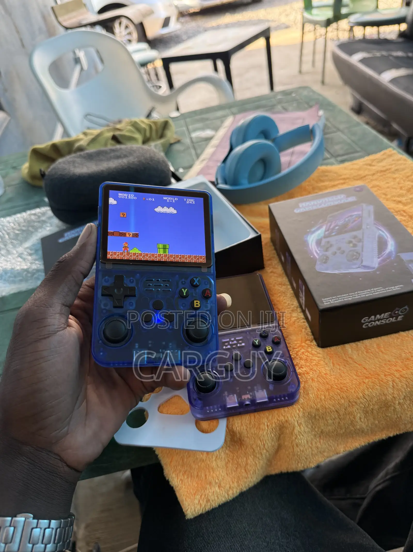 Handheld Game Console