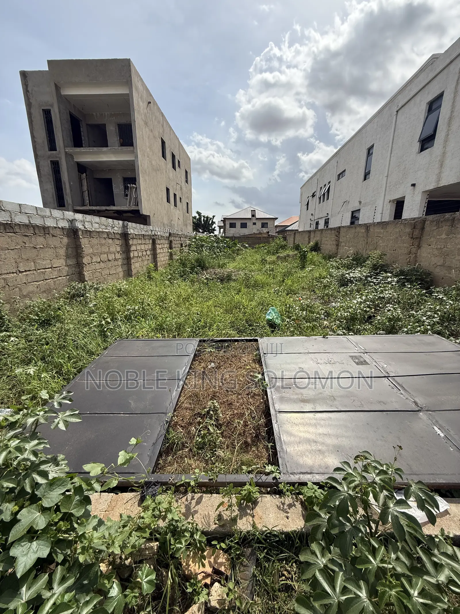 Prime Residential Land for Sale at Lakeside Estate