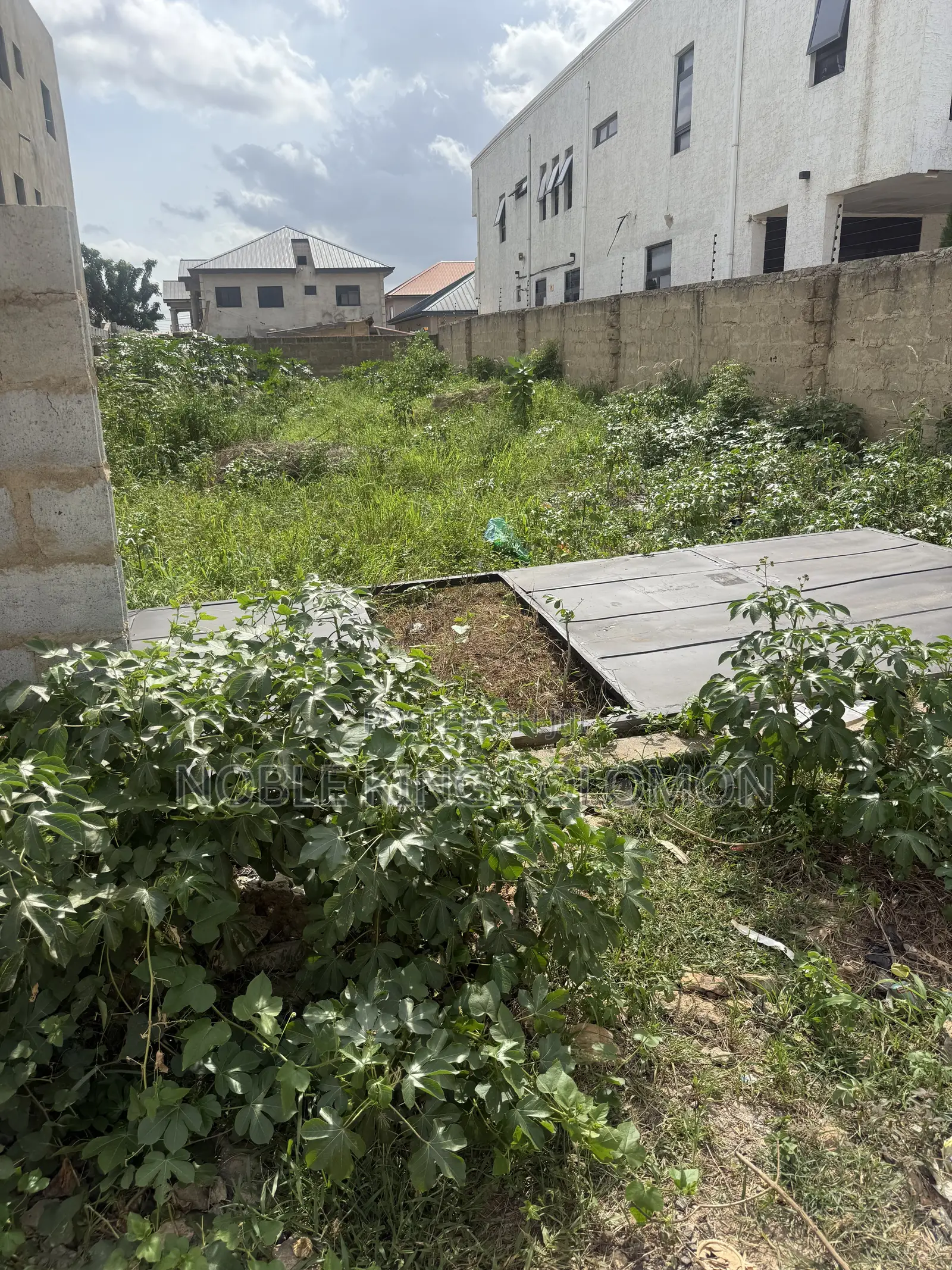 Prime Residential Land for Sale at Lakeside Estate