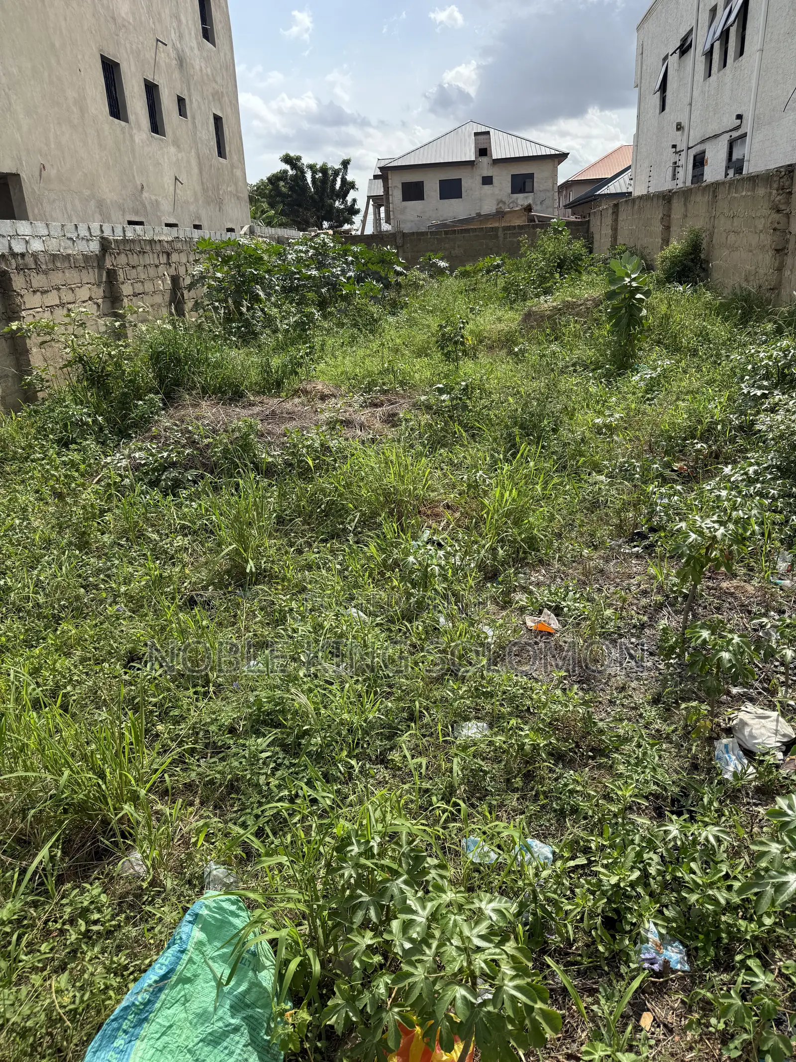 Prime Residential Land for Sale at Lakeside Estate