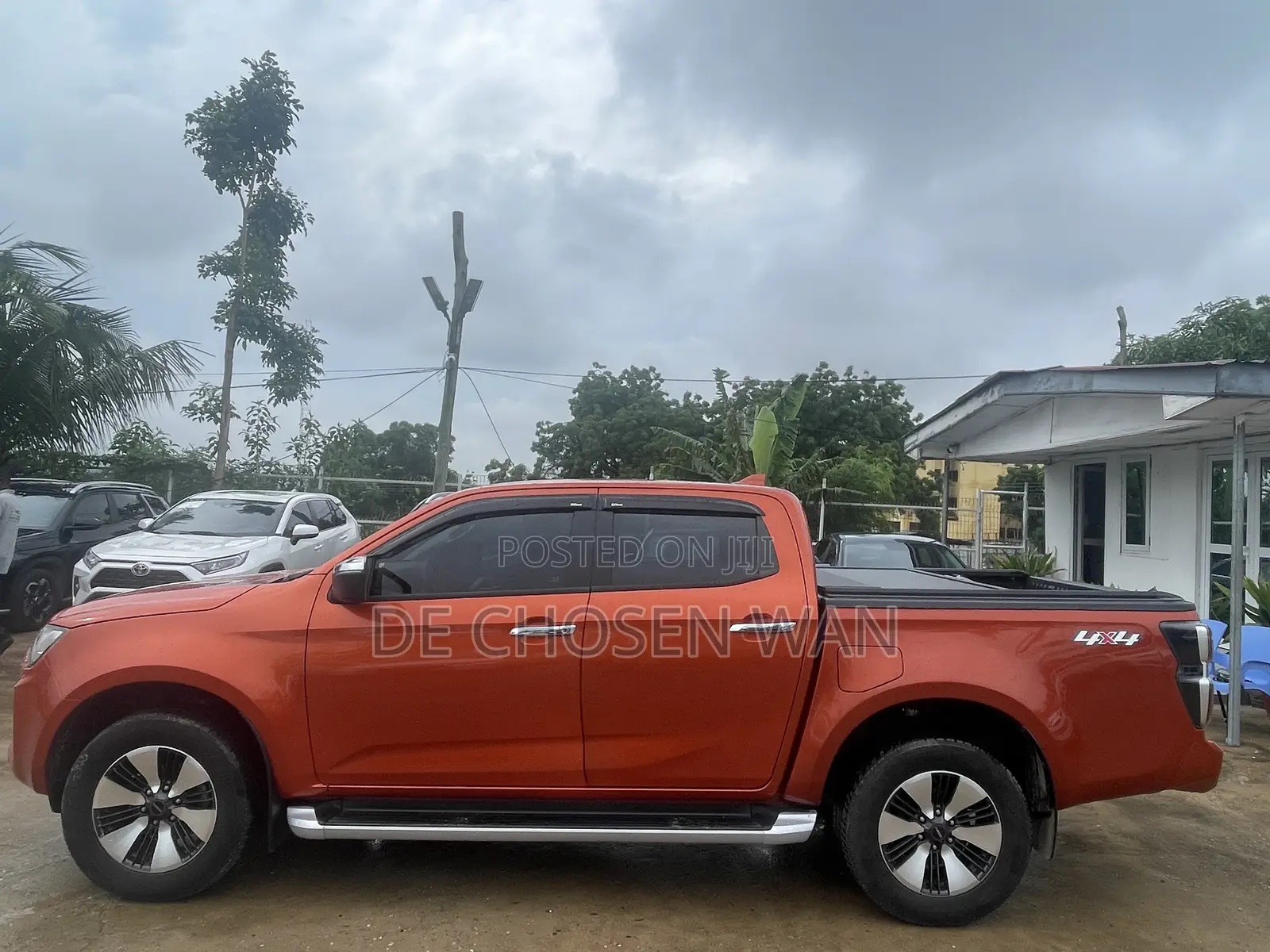 Isuzu D-MAX 2021 Orange