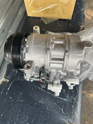 Mercedes Benz C300 (W205) Ac / Aircondion Compressor (Motor)