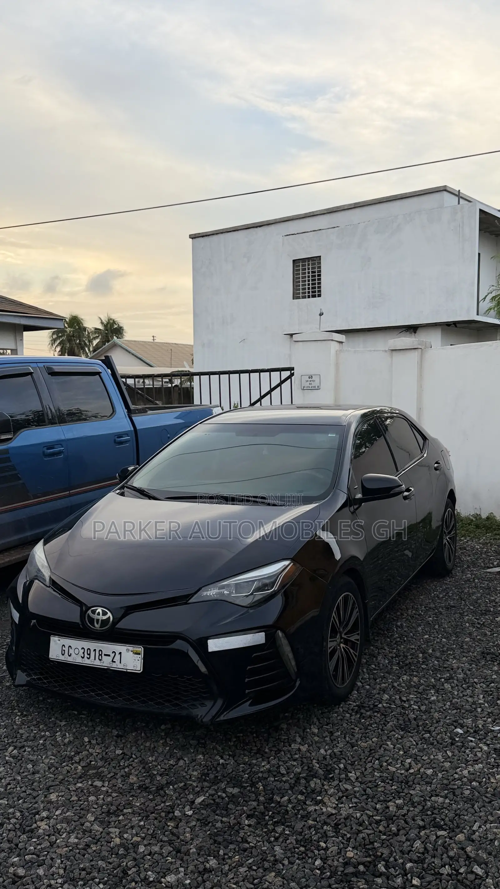 Toyota Corolla LE Eco 4dr Sedan (1.8L 4cyl CVT) 2016 Black