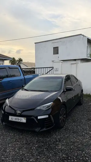 Toyota Corolla LE Eco 4dr Sedan (1.8L 4cyl CVT) 2016 Black