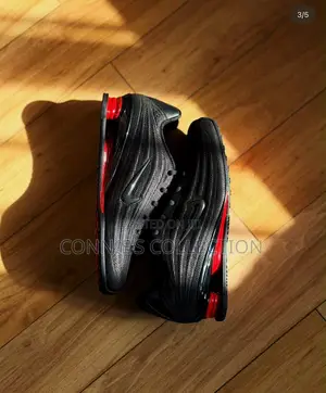 Nike Shox Z Sneakers
