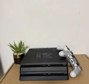 Playstation 4 Slim