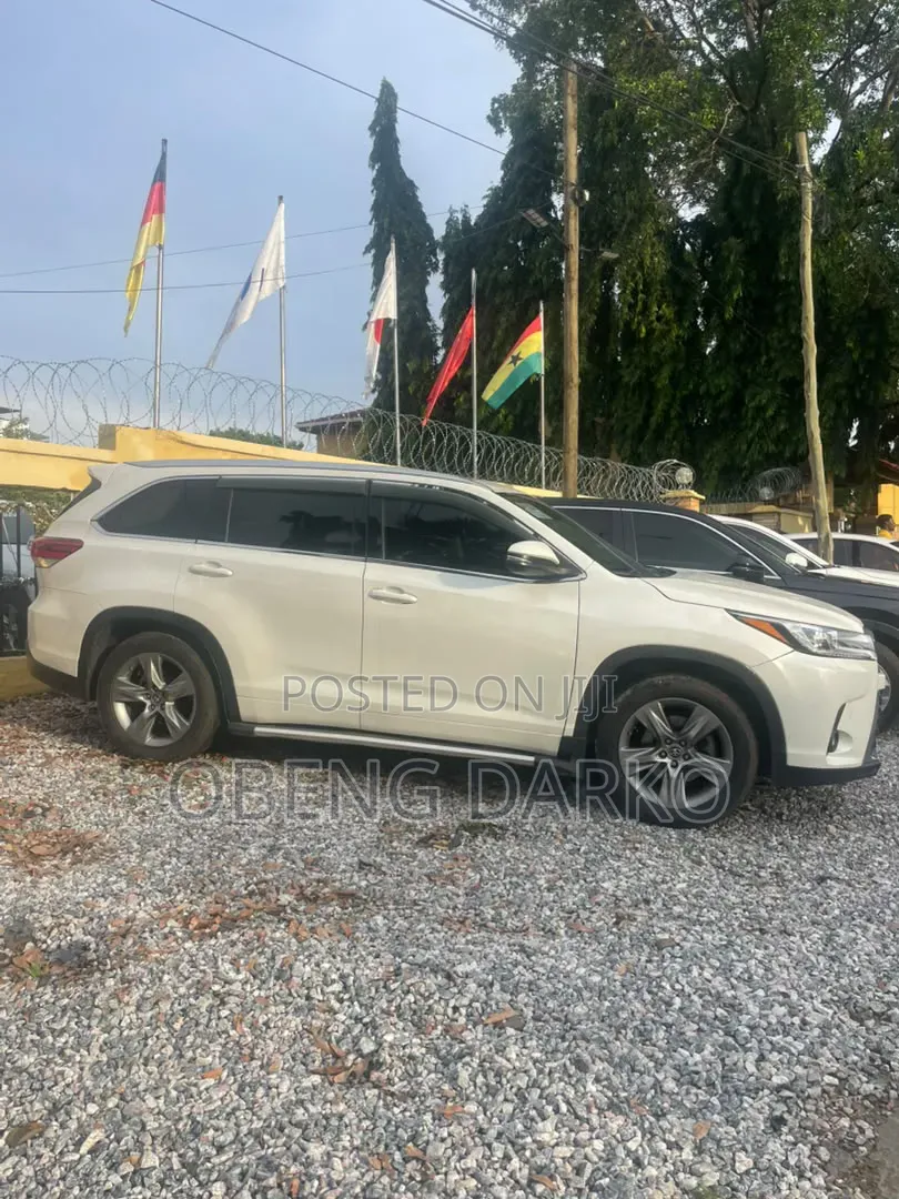 Toyota Highlander XLE 2019 White