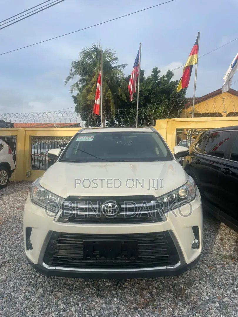 Toyota Highlander XLE 2019 White