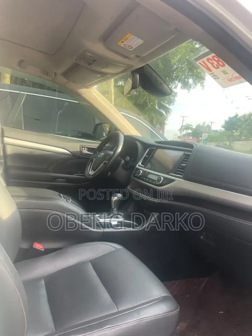 Toyota Highlander XLE 2019 White