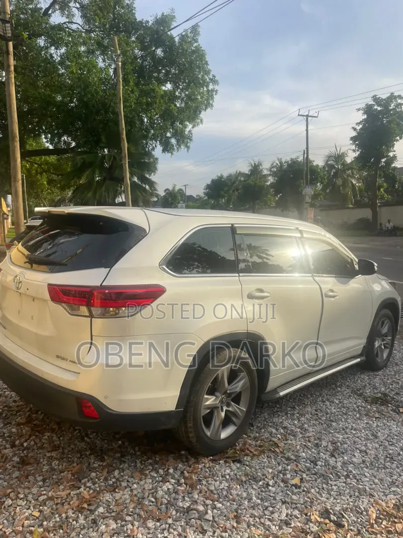 Toyota Highlander XLE 2019 White