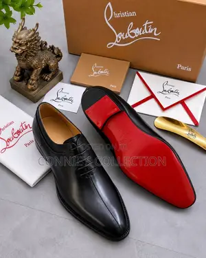 Christian Louboutin Greggo Leather Oxford Shoe