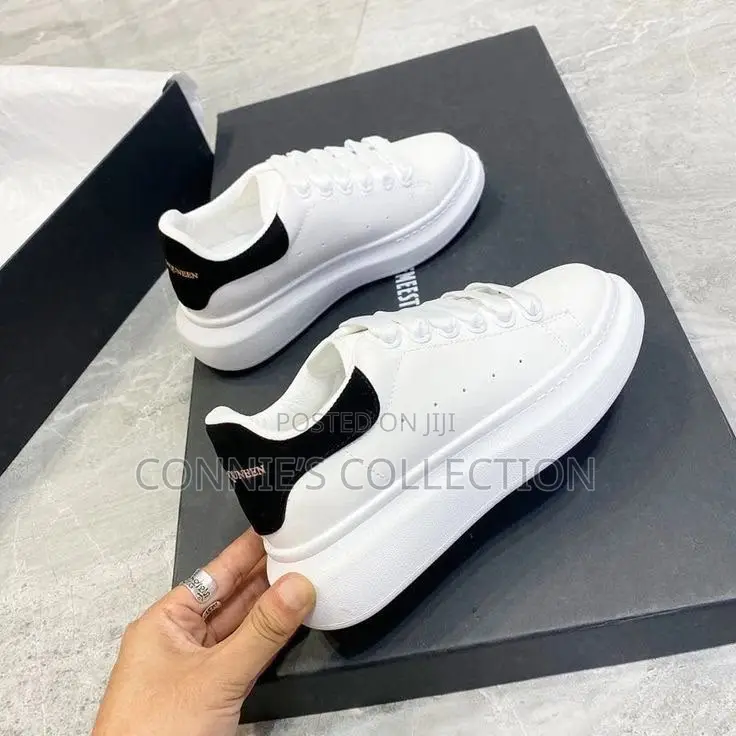 Alexander McQueen Leather Oversized Sneaker
