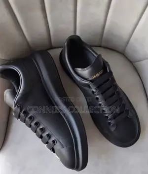 Alexander McQueen Leather Oversized Sneaker