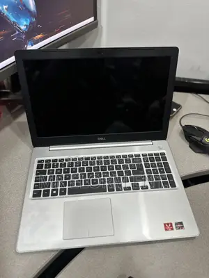 Laptop Dell Inspiron 15 8GB AMD Ryzen 5 SSD 256GB