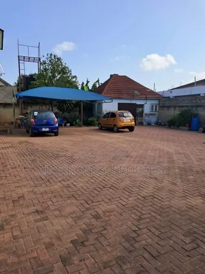 5bdrm Duplex in Adenta Amrahia, Frafraha for rent