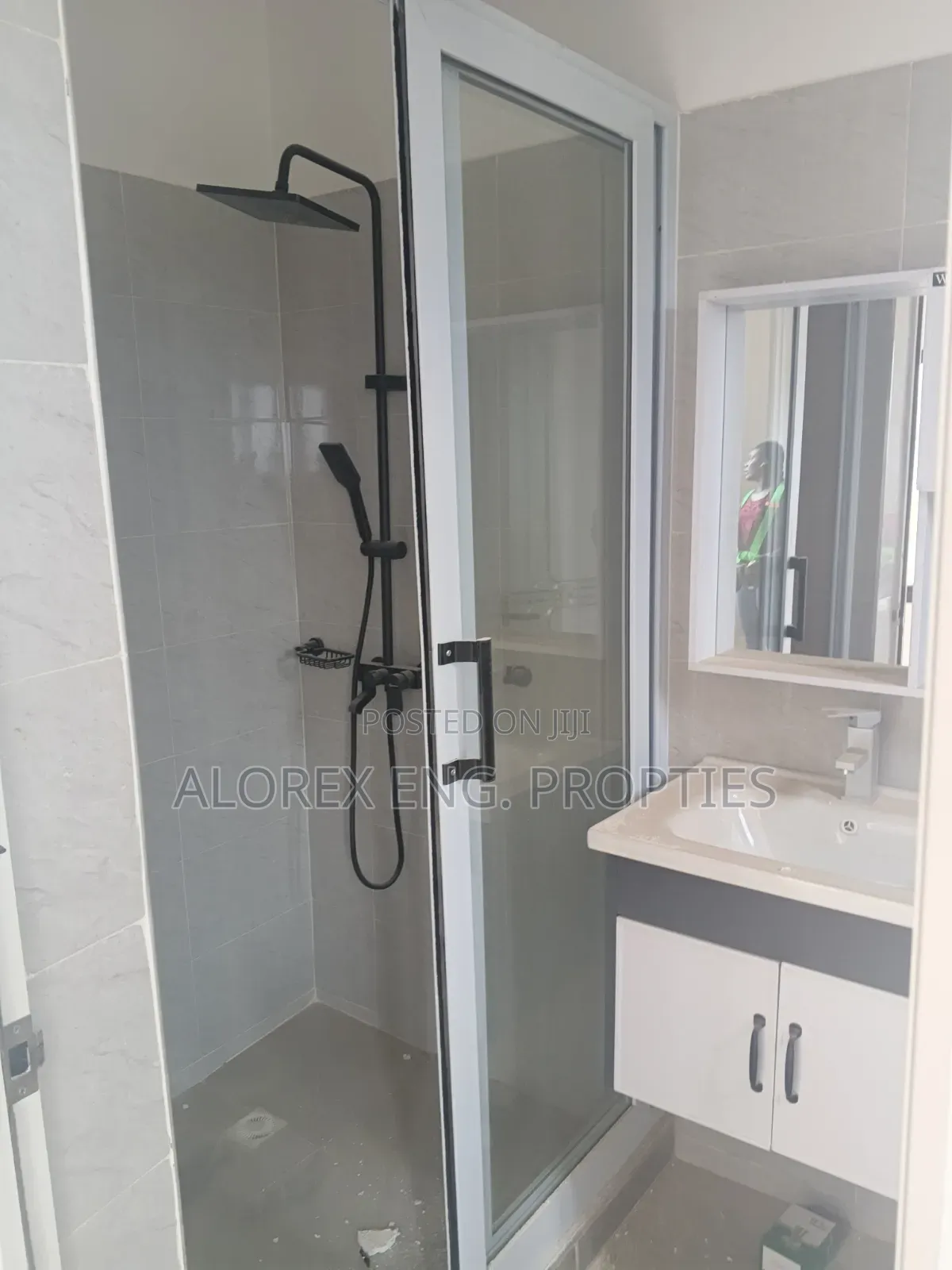 2bdrm Duplex in Oyarifa , Ghana Flag for sale