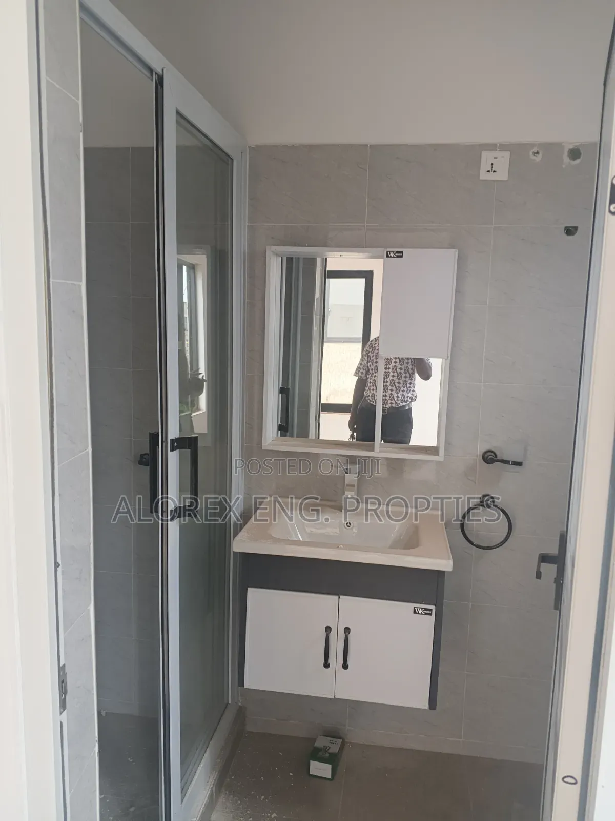 2bdrm Duplex in Oyarifa , Ghana Flag for sale