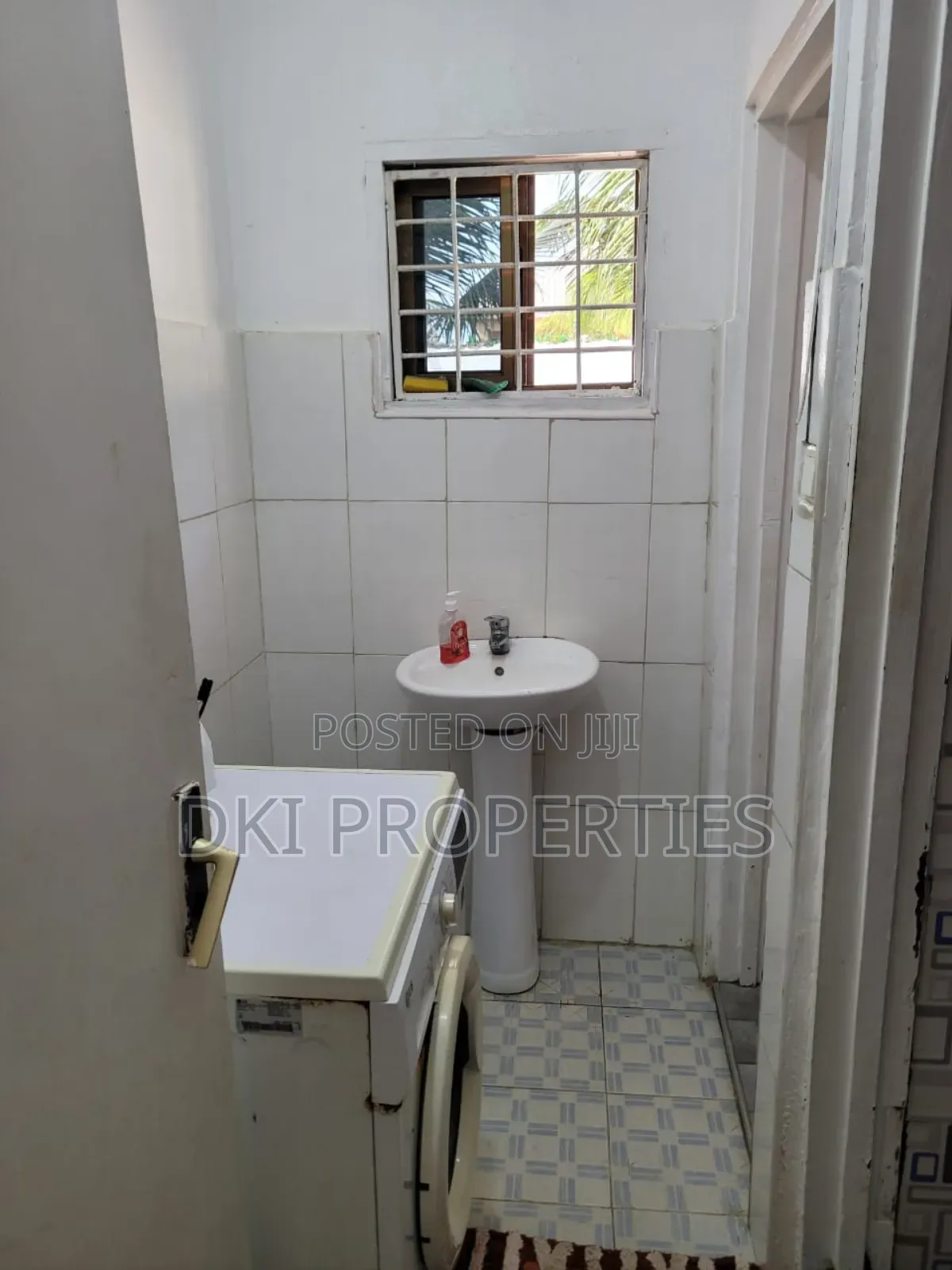 2bdrm House in Dki Properties, Sakumono for sale