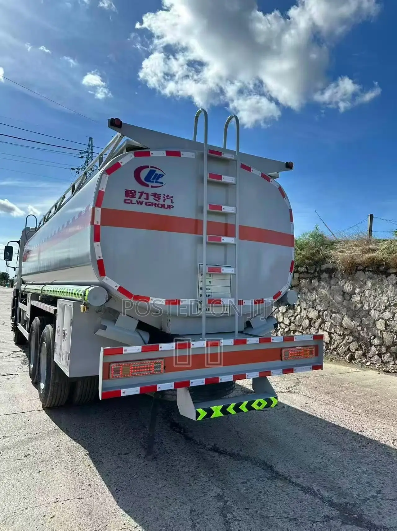 Chinese Used Oil Tank Truck