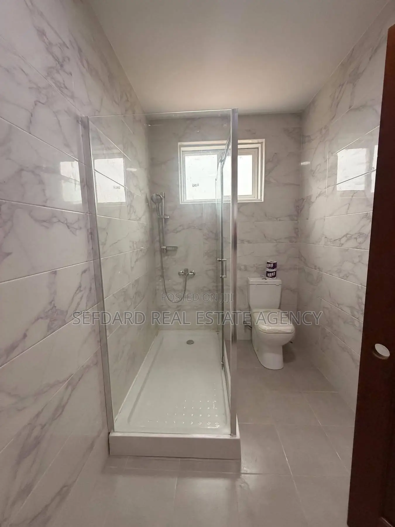 5bdrm House in Sefdard Properties, Weija for sale