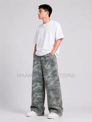Men’S Light Wash Baggy Jeans