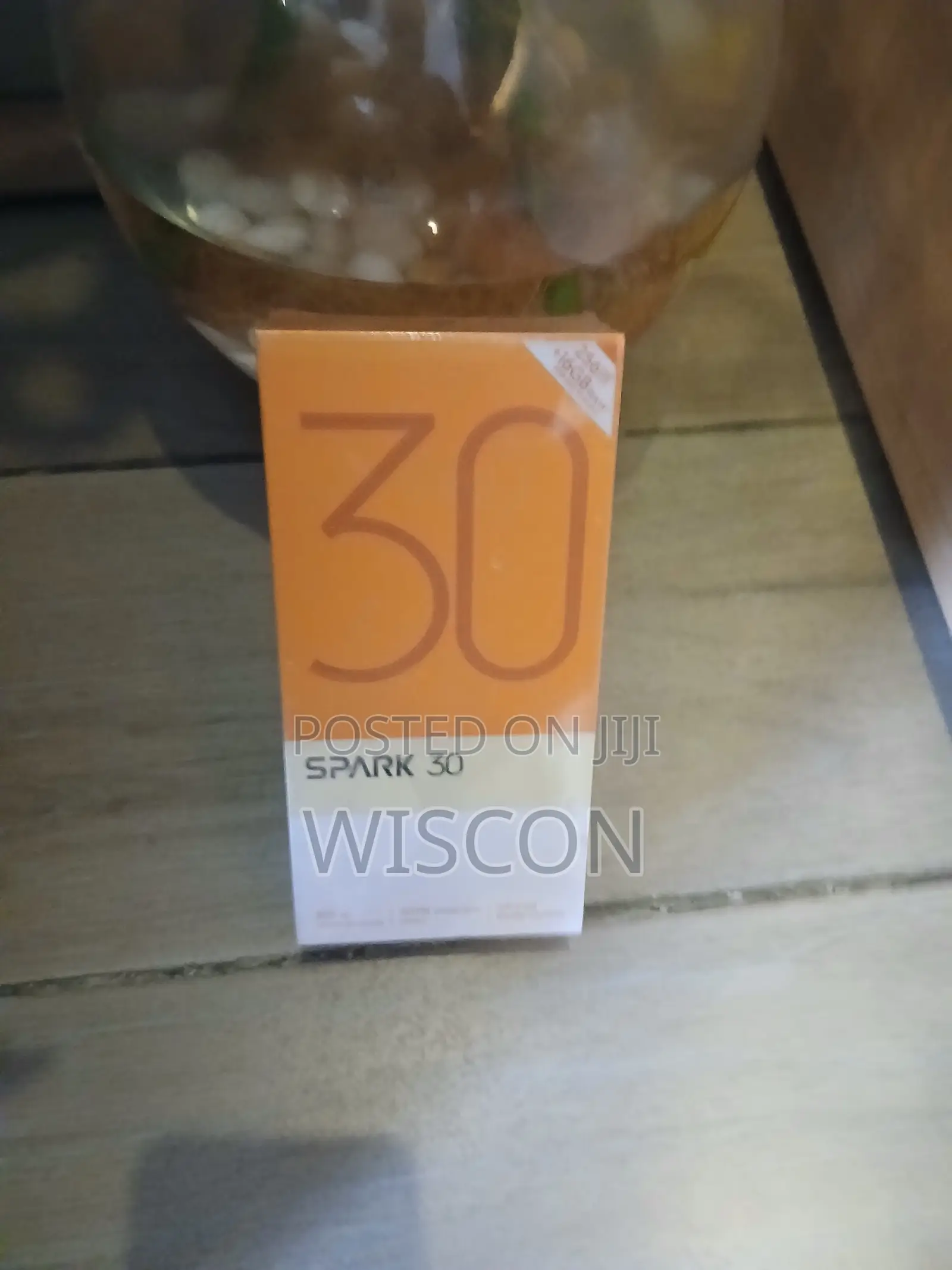 New Tecno Spark 30 256 GB Gold