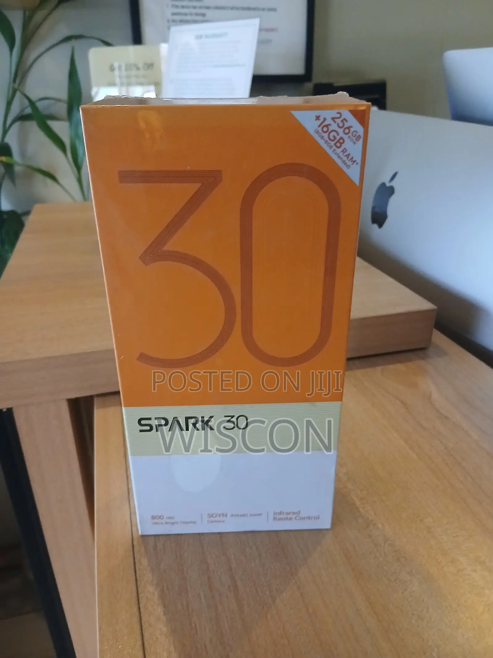 New Tecno Spark 30 256 GB Gold