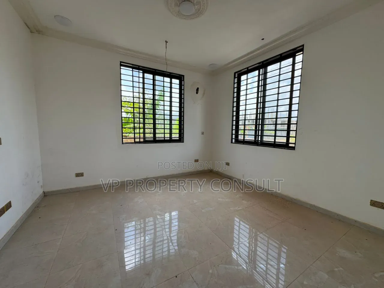 4bdrm House in Ghana Flag for rent