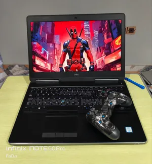 Laptop Dell Precision 7520 16GB Intel Xeon HDD+SSD 1T