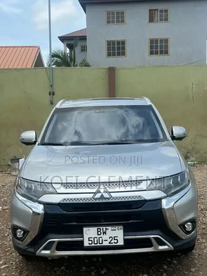 Mitsubishi Outlander 2019 Silver