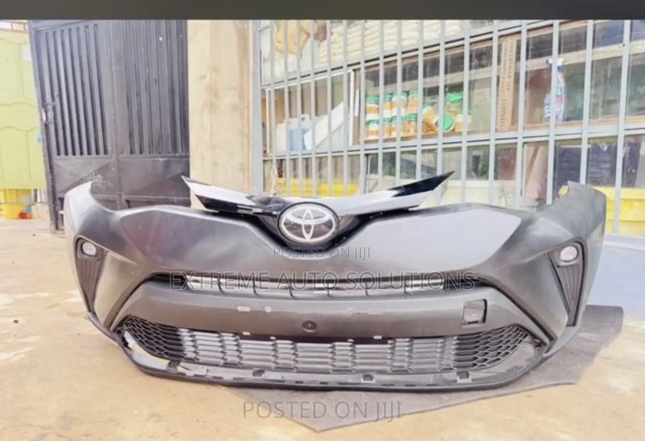 Toyota CHR Ch-R Front Bumper Complete 2017 2018 2019