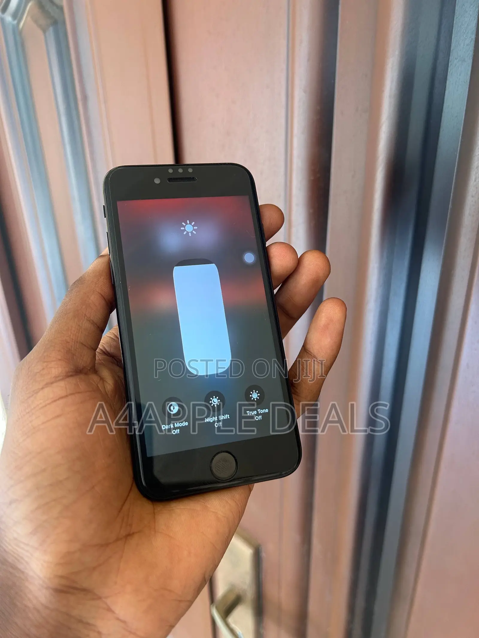 Apple iPhone SE (2020) 128 GB Black