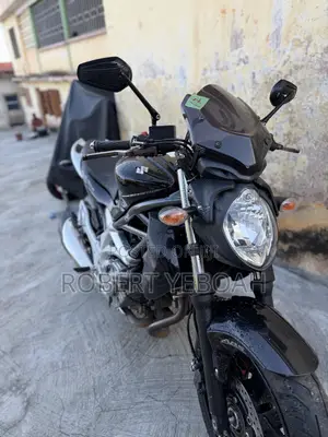 Suzuki SFV650 2015 Black