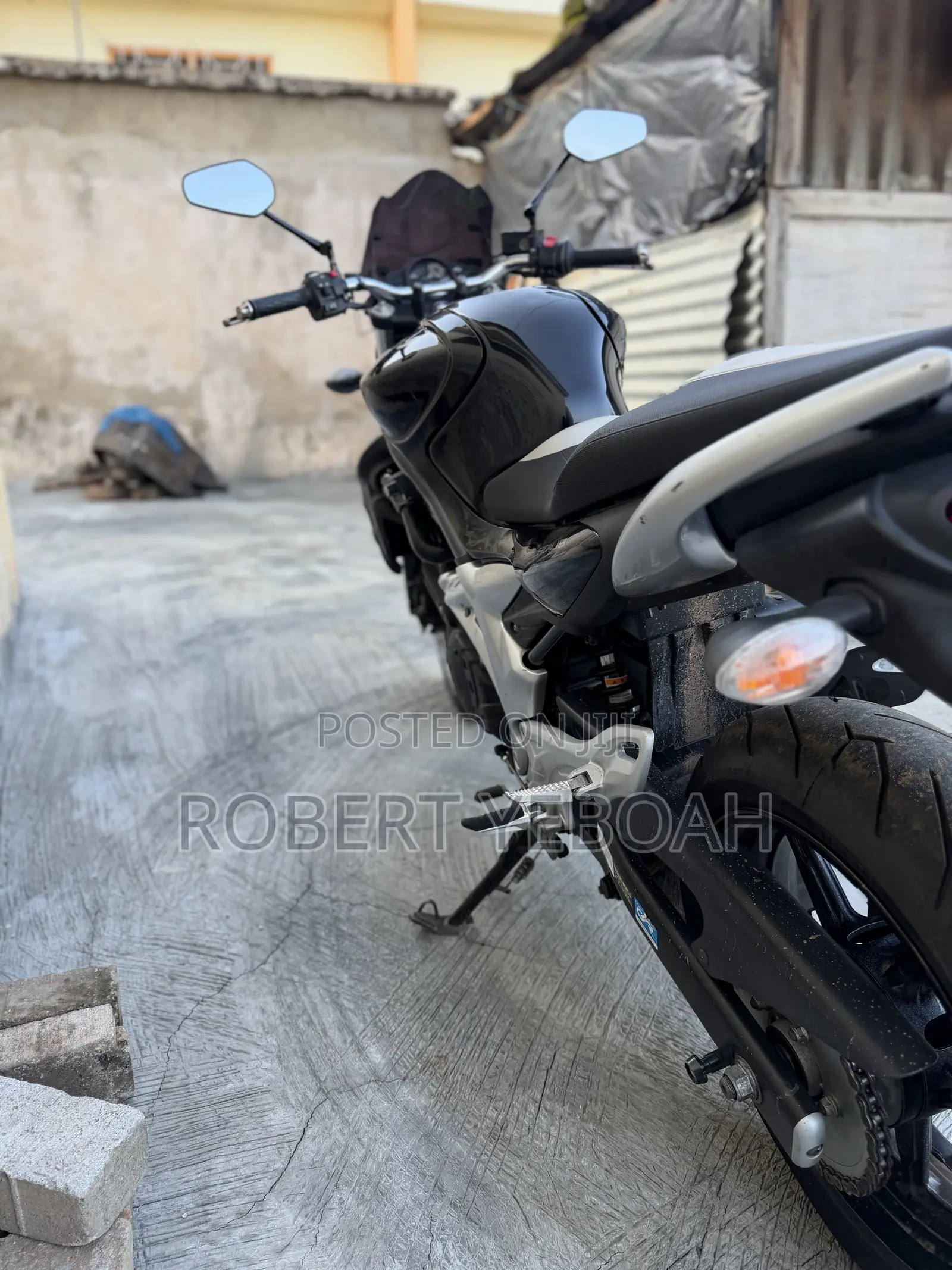 Suzuki SFV650 2015 Black