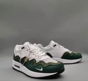 Nike Airmax 1 Patta Waves Lucky Green