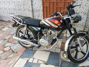 Royal RY125 2026 Black