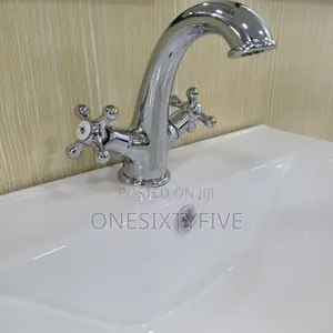 Roca Washbasin Faucet/Tap Hot Cold