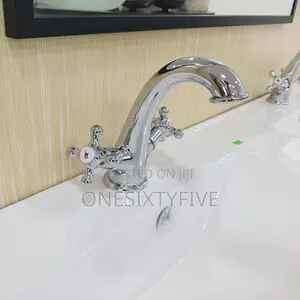 Roca Washbasin Faucet/Tap Hot Cold