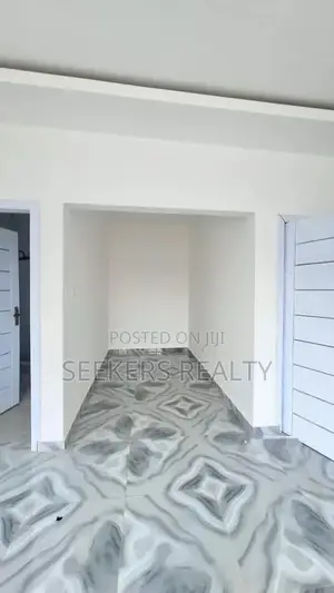 3bdrm House in Seekers Realty, Baatsona Total for sale