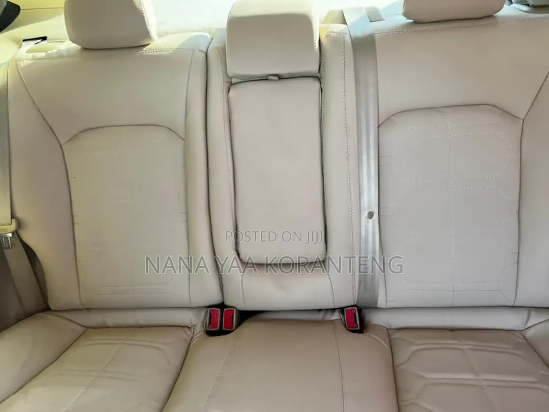 Ford Fusion S FWD 2016 White