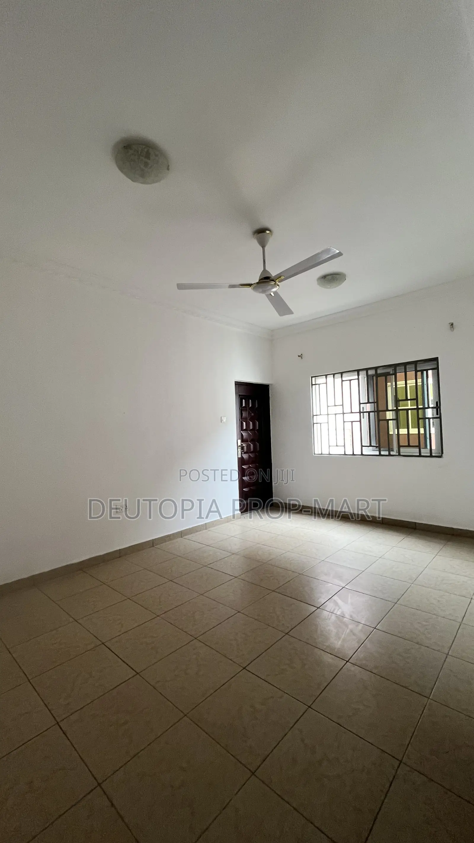 4bdrm Duplex in Paradise Court, Tema Metropolitan for rent