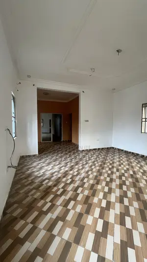 4bdrm Duplex in Paradise Court, Tema Metropolitan for rent